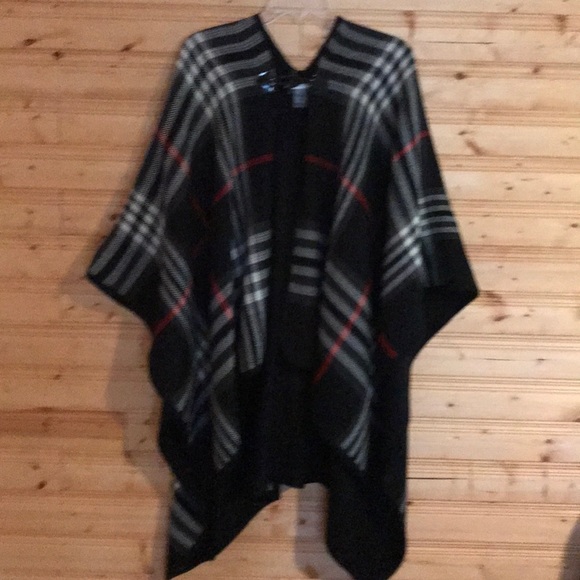 Peter Nygard Jackets & Blazers - Peter Nygard plaid wrap in 1 SZ